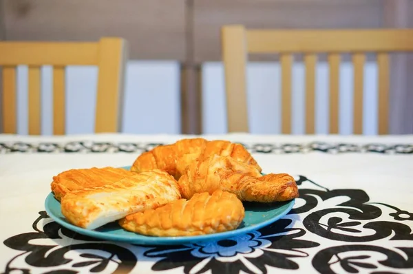 Egy Közeli Felvétel Frissen Készült Croissant Okról Más Viennoiseries Ekről — Stock Fotó