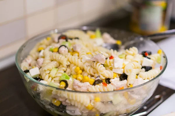 Beau Plan Une Pâte Mélangée Avec Des Légumes Viande Dans — Photo