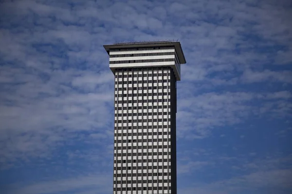 Hög Modern Byggnad New Orleans Usa — Stockfoto