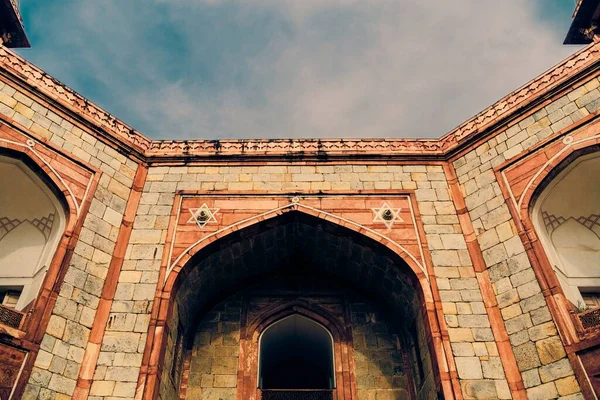 Delhi Deki Humayuns Mezarlığı Nın Alçak Açılı Yakın Plan Çekimi — Stok fotoğraf