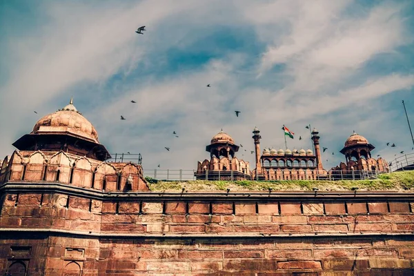 Beau Cliché Fort Rouge Delhi Inde Sous Ciel Nuageux — Photo