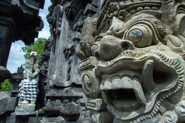 인도네시아 발리에 역사적 조각상의 — 스톡 사진