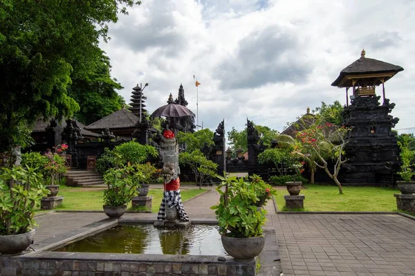 Det Balinesiska Templet Semarapura Bali Indonesien Molnig Dag — Stockfoto