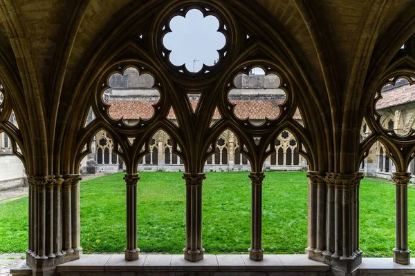 Decorazioni Stile Gotico Nel Chiostro Della Cattedrale Bayonne Francia — Foto Stock