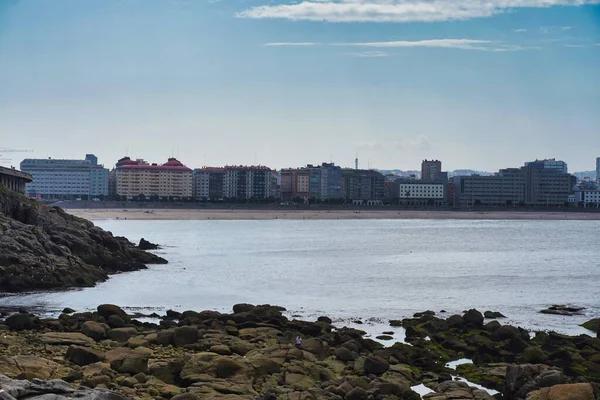 Eine Schöne Aufnahme Von Gebäuden Der Ferne Galicien Spanien — Stockfoto