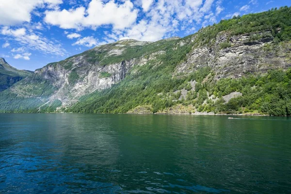 Красивый Пейзаж Саннморе Море Ромсдаль Норвегия — стоковое фото