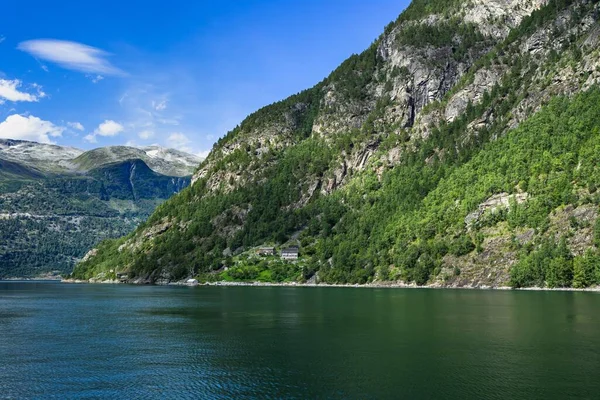 Increíble Paisaje Natural Geirangerfjord Día Verano Sunnmore More Romsdal Noruega — Foto de Stock