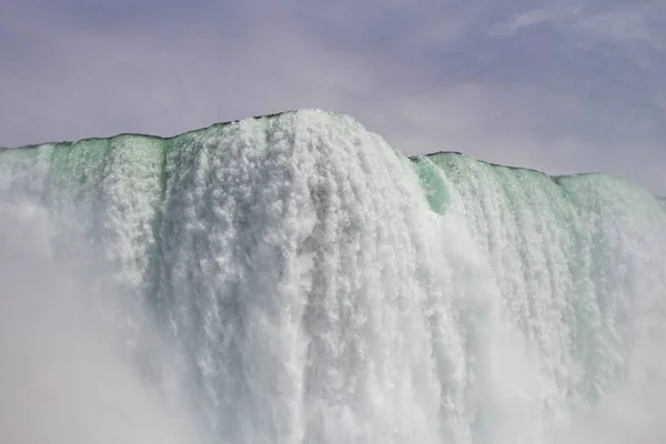 Vattenstänk Vid Niagarafallen — Stockfoto