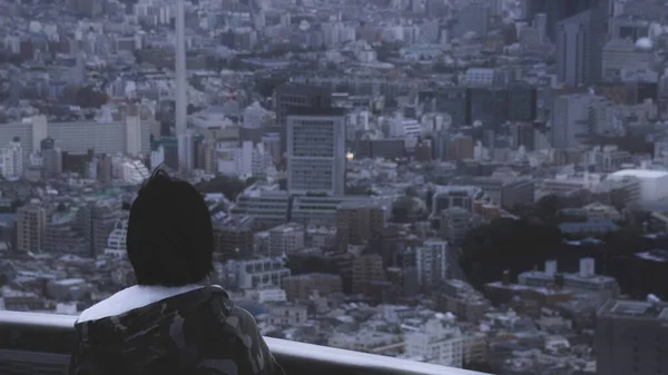 Stadtblick Und Großer Himmel Tokio Mit Einer Frau — Stockfoto