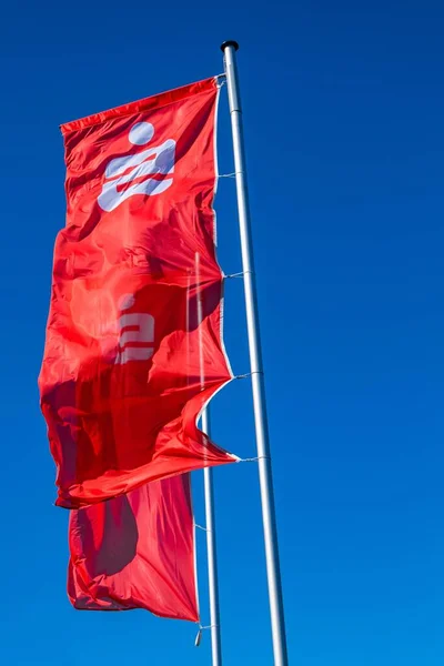 Aachen Alemania Marzo 2020 Banderas Con Logotipo Rojo Caja Ahorros —  Fotos de Stock