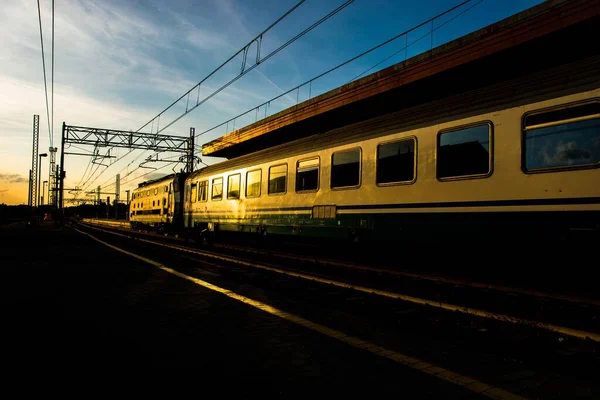 Una Hermosa Toma Tren Movimiento Estación Tren — Foto de Stock