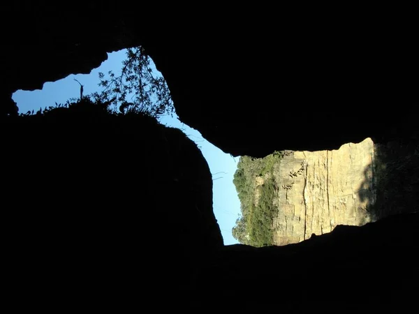 오스트레일리아의 마운틴에 동굴에서 — 스톡 사진