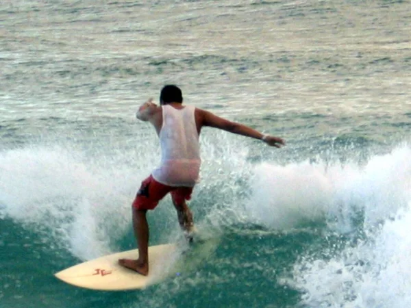 Una Persona Que Practica Surf Byron Bay Australia — Foto de Stock