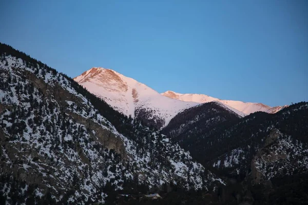 Een Hoge Hoek Opname Van Mount Princeton Hot Springs Colorado — Stockfoto