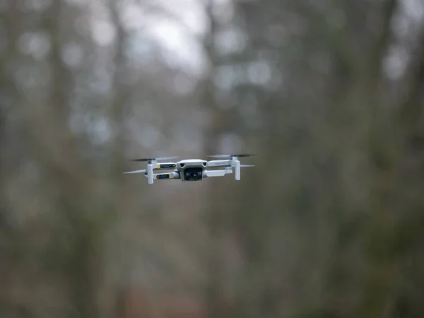 Dron Sobre Campo Con Árboles Borrosos Fondo —  Fotos de Stock