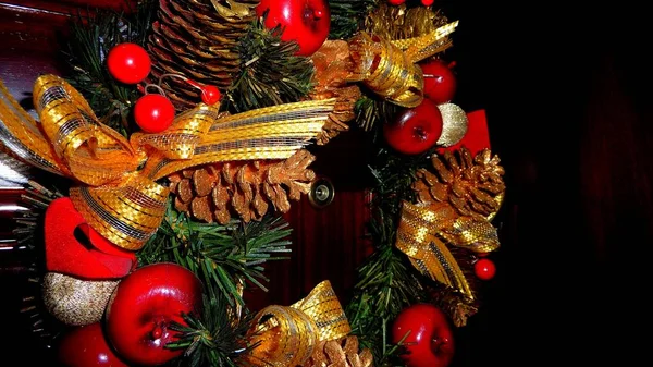 Closeup Shot Christmas Decoration Wooden Door — Stock Photo, Image