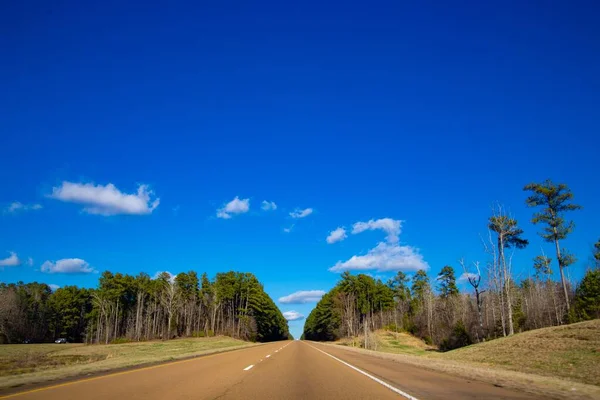 Blauwe Lucht Snelweg Amerika — Stockfoto