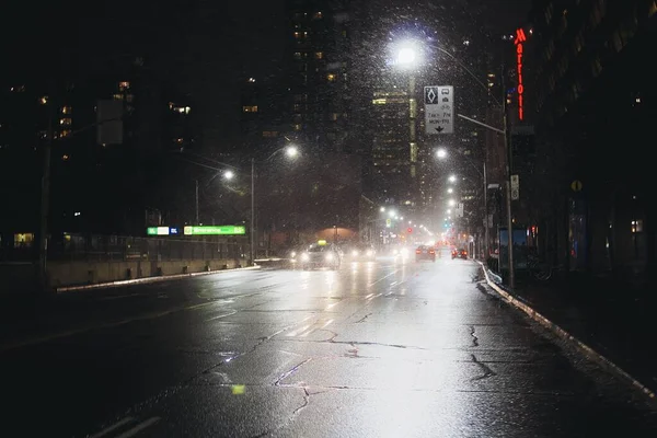 Nieve Coches Por Noche Canadá — Foto de Stock