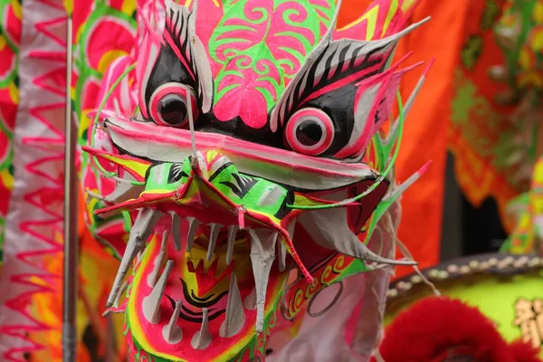Sebuah Gambar Selektif Close Fokus Dari Kostum Festival Cina Seekor — Stok Foto