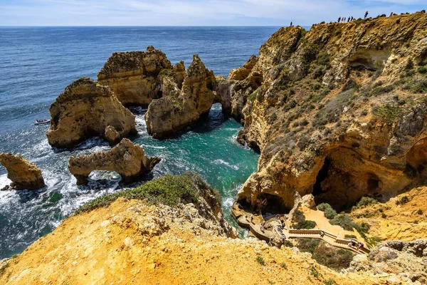Bel Colpo Scogliera Mare Sulla Costa Ponta Piedade Algarve Portogallo — Foto Stock