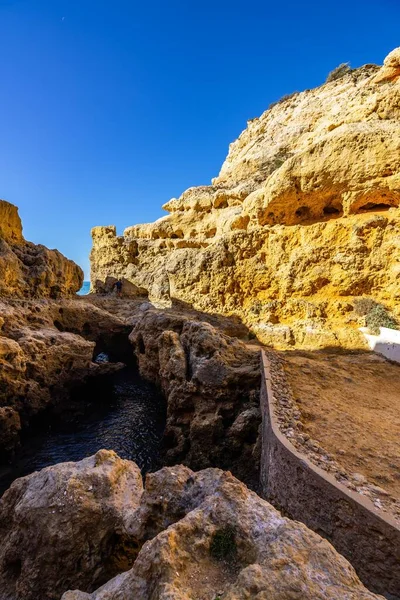 Vápencová Skála Algar Seco Carvoeiro Algarve Portugalsko — Stock fotografie