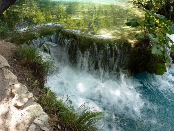 Een Waterstroom Plitvice Kroatië — Stockfoto