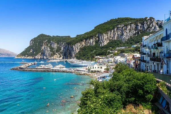 Piękny Widok Port Marina Grande Capri Kampania Włochy Słoneczny Dzień — Zdjęcie stockowe