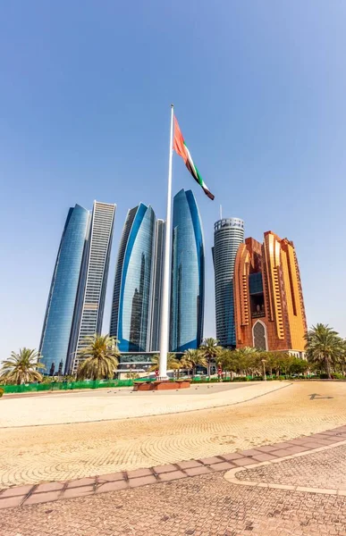 Abu Dhabi Emiratos Árabes Unidos Abr 2018 Vista Las Torres —  Fotos de Stock