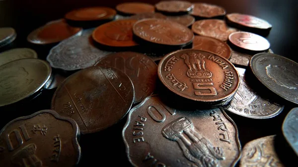 Primo Piano Monete Che Espongono Valuta Indiana Vari Valori — Foto Stock