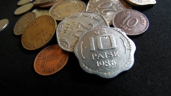 Closeup Shot Coins Displaying Indian Currency Various Values Dark Background — Stock Photo, Image