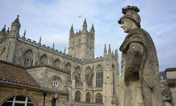 Una Toma Ángulo Bajo Roman Baths Bath Inglaterra Con Cielo — Foto de Stock