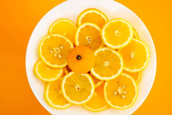 Yellow Lemons Plate Sunny Day Vitamin Bomb — Stock Photo, Image