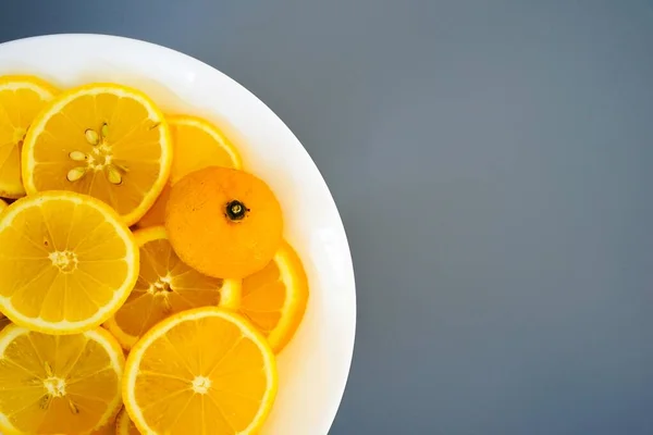 Yellow Lemons Plate Sunny Day Vitamin Bomb — Stock Photo, Image