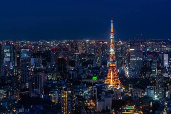 Tokyo Kulesi Tokyo Gece Boyunca Binalar Işıklarla Çevrilidir — Stok fotoğraf