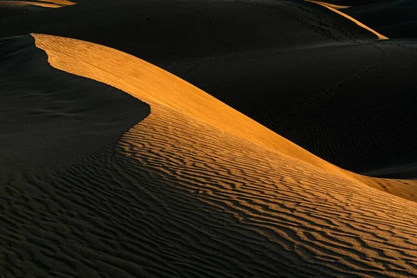 Een Prachtige Opname Van Zandduinen — Stockfoto