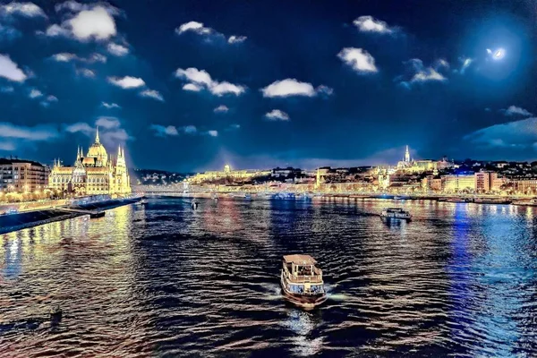 Будівля Парламенту Будапешта Вночі Угорщина — стокове фото