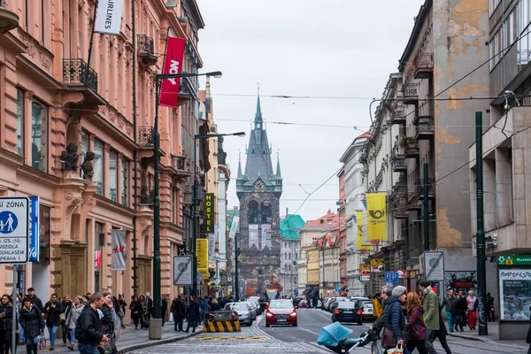 Czech Republic 2019年11月23日プラハのパウダータワー15世紀に建設され プラハの戦い後に修復された都市の門 — ストック写真