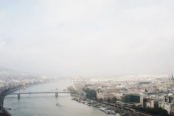 Εναέρια Λήψη Της Βουδαπέστης Στην Ουγγαρία Γέφυρα Liberty Πάνω Από — Φωτογραφία Αρχείου