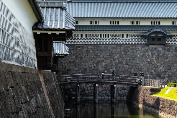 Piękny Widok Most Przez Rzekę Kanazawa Zamek Zdobyty Kanazawa Japonia — Zdjęcie stockowe