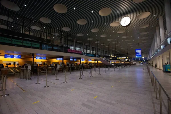 Copenhagen Dania Marca 2020 Pusty Zdesperowany Terminal Lotnisku Kopenhadze Podczas — Zdjęcie stockowe