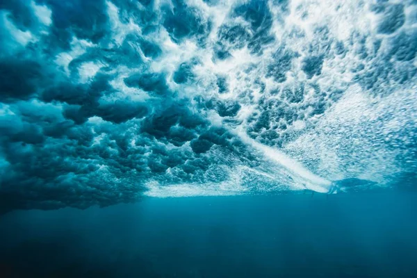 Het Spoor Achter Onderwatersurfer Mentawai Eilanden Sumatra Indonesië — Stockfoto