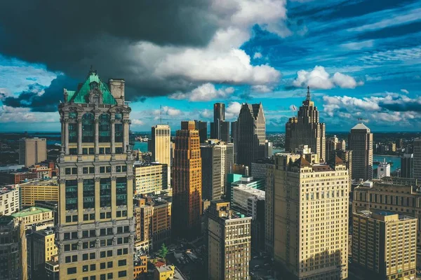 Paysage Urbain Detroit Sous Lumière Soleil Ciel Nuageux Sombre Jour — Photo