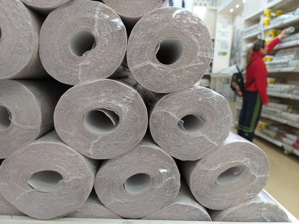 Gros Plan Des Rouleaux Papier Toilette Dans Supermarché — Photo