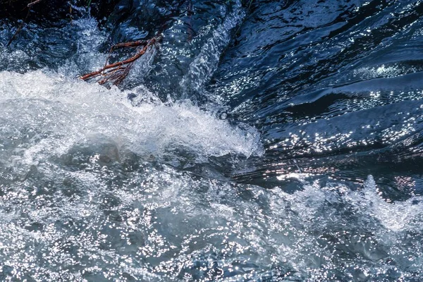 Beaucoup Rochers Dans Une Rivière Avec Flot Fou — Photo