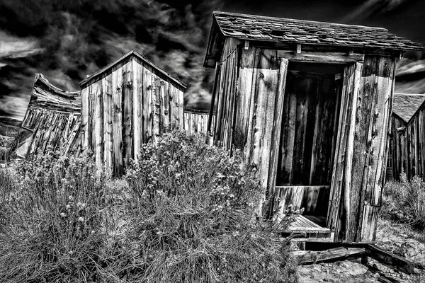 Grayscale Shot Wooden Abandoned Houses Bodie State Historic Park California — Stock Photo, Image