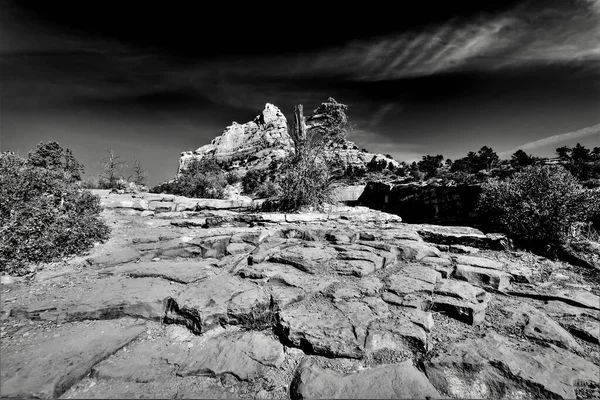Amazing Grayscale Shot Rock Mountain Sedona Arizona — Stock Photo, Image