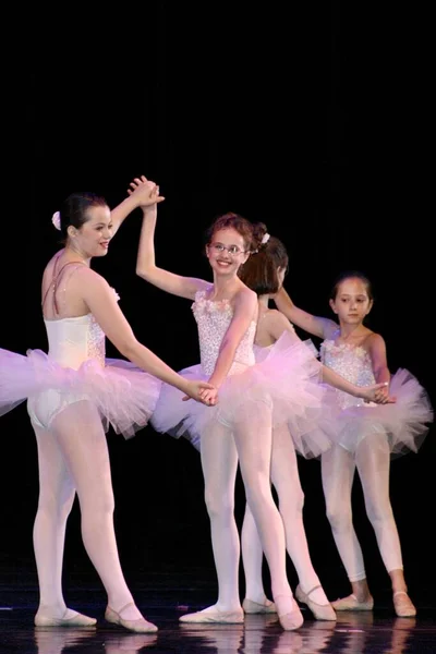 Memphis United States May 2006 Young Ballerinas Demonstrate Skill Dance — Stock Photo, Image