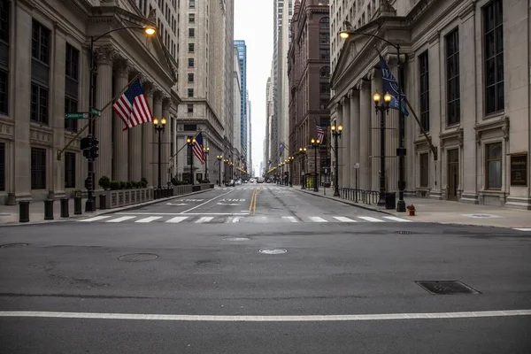 美国芝加哥 2020年3月24日 由于政府关闭导致科沃纳病毒Covid 19的流行 芝加哥市中心的金融区空无一人 — 图库照片