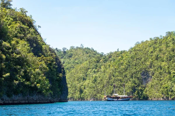 Der Atemberaubende Naturpark Piaynemo Meer Aufgenommen Raja Ampat Fam Islands — Stockfoto