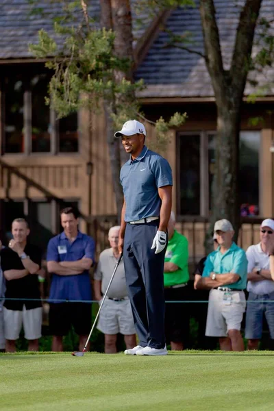 Dublin United States Травня 2013 Golfer Tiger Woods Посміхаються Скриньці — стокове фото